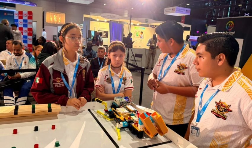 Conquistan estudiantes tamaulipecos el quinto lugar mundial en torneo internacional de robótica e inteligencia artificial