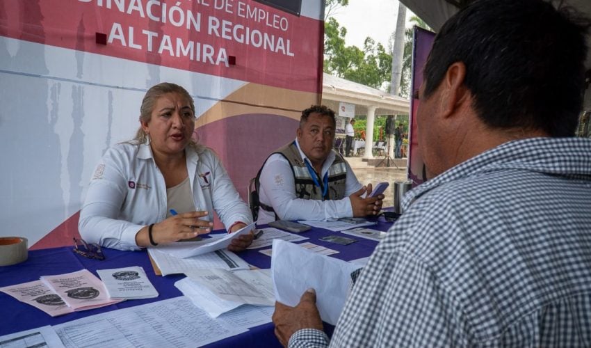  El empleo transforma vidas: acercan más de 100 oportunidades laborales a las familias de González