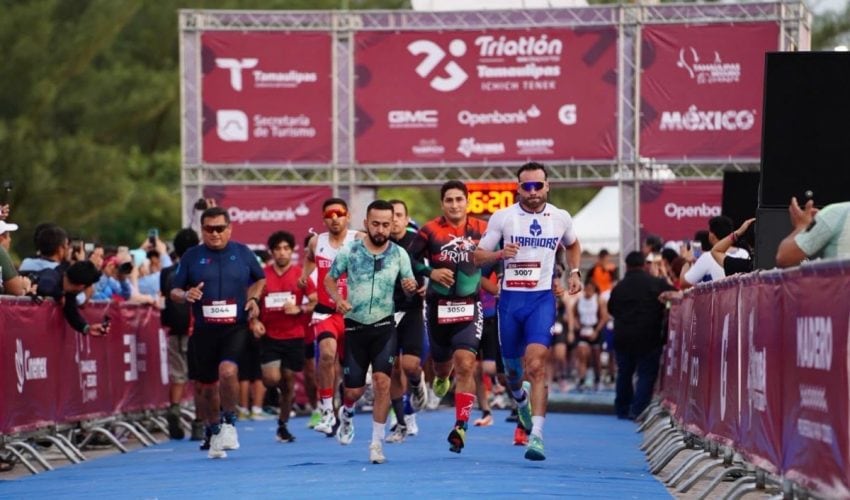 Conquistan el Triatlón Tamaulipas Eduardo Núñez y Fernanda Salazar